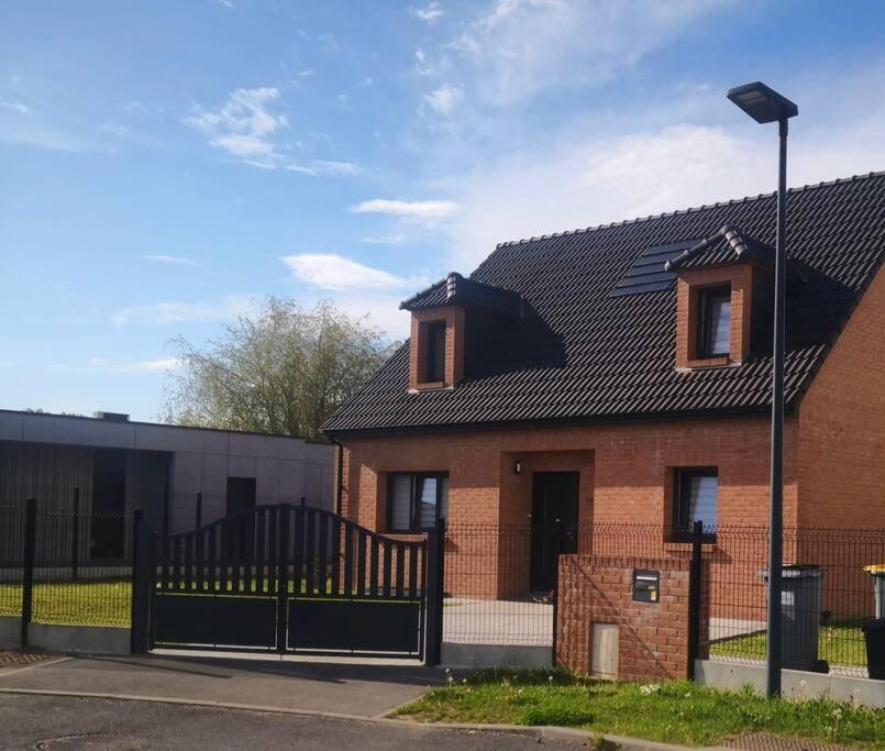 Maison Individuelle, Campagne, 3 Chambres, Baignoire Balneo 2 Places Genech Luaran gambar